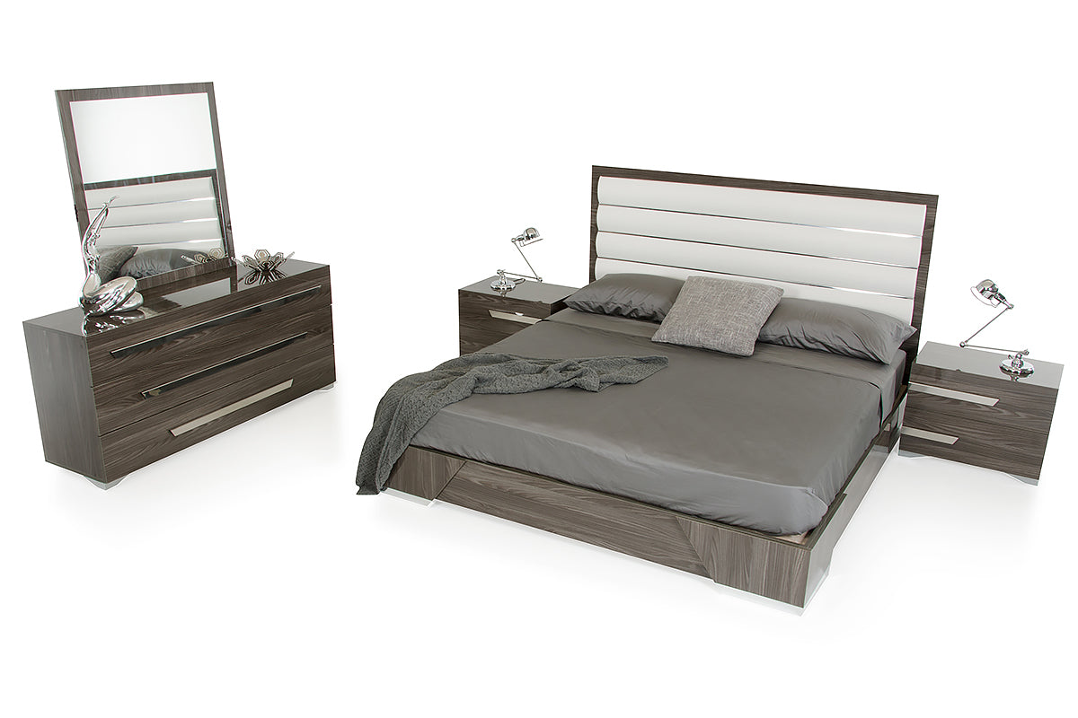 Eastern King Nova Domus Capulet Italian Modern Grey Bedroom Set Model VGACCAPULET-SET-EK