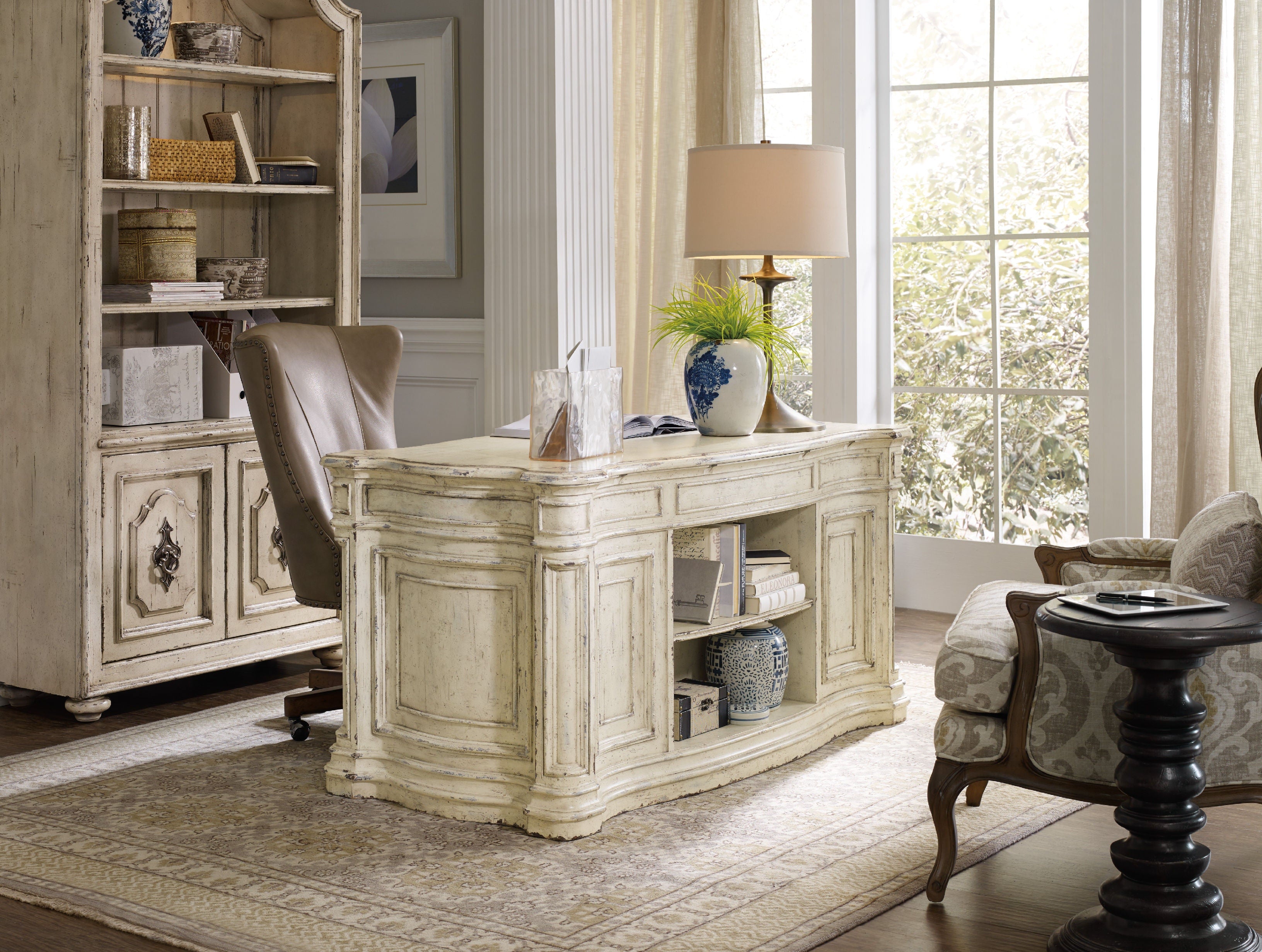 Hooker Furniture Home Office Lynn Executive Swivel Tilt Chair