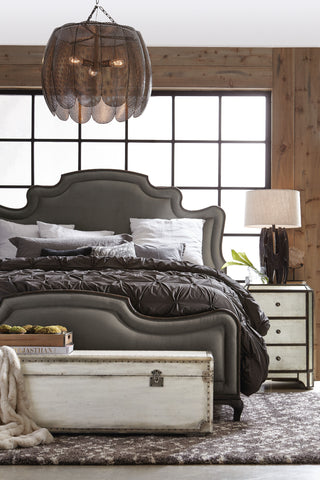 Hooker Furniture Bedroom Arabella Mirrored Three-Drawer Nightstand