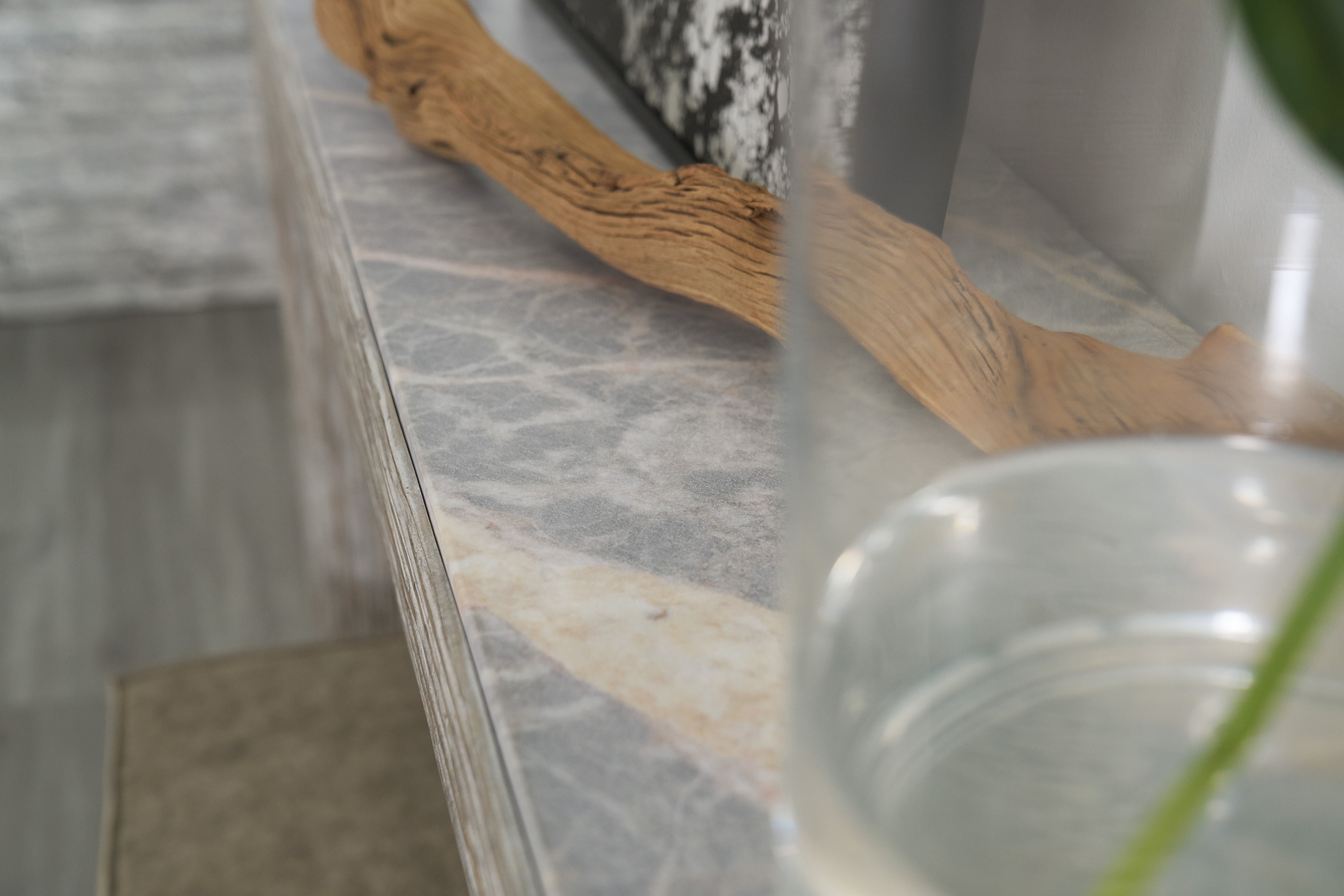 Hooker Furniture Living Room Amani Sofa Table