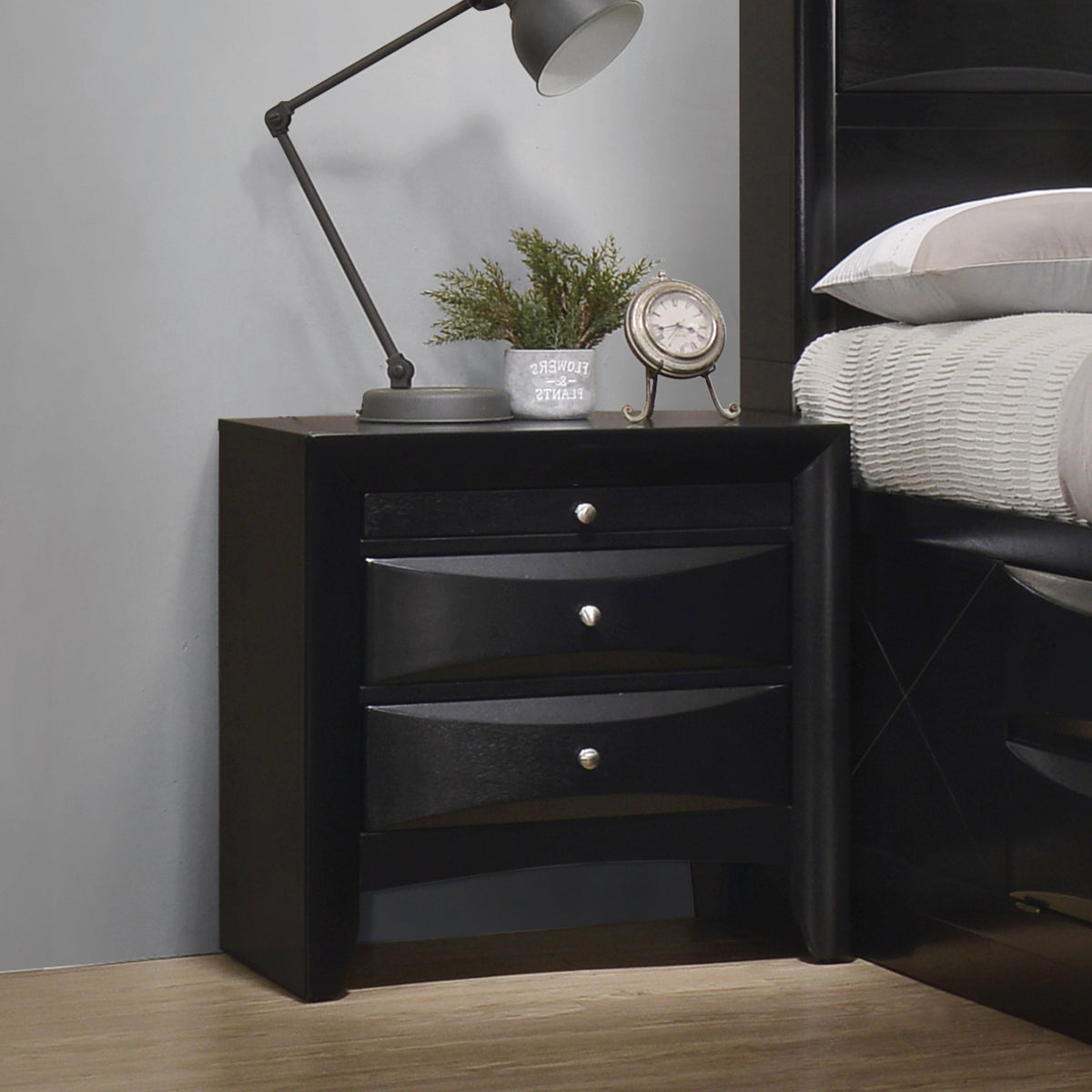 Coaster Briana Rectangular 2-drawer Nightstand Black Model 200702