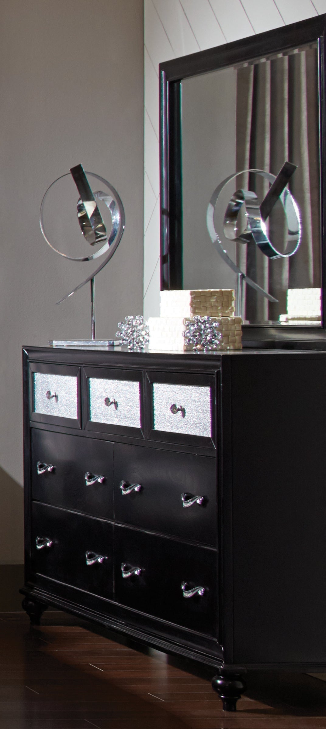 Coaster Barzini 7-drawer Rectangular Dresser Black Model 200893