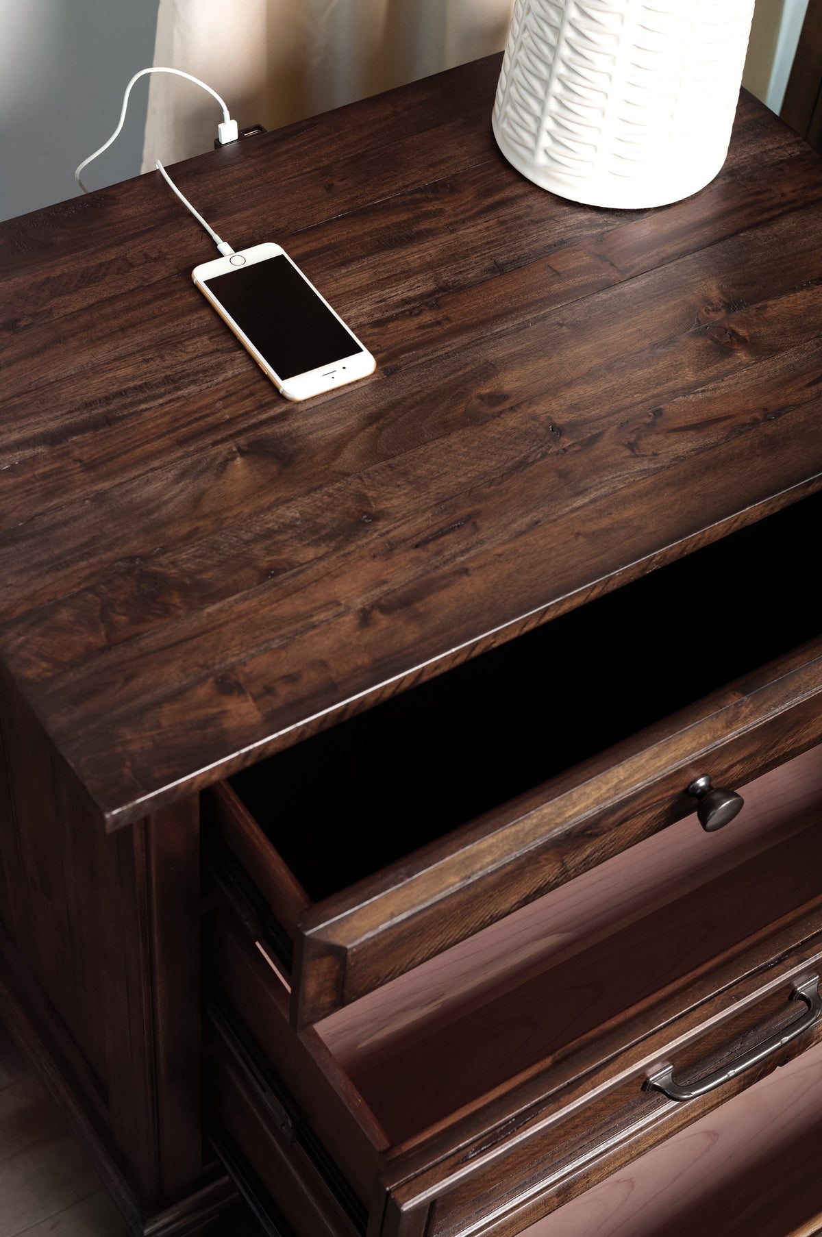 Coaster Avenue 3-drawer Nightstand Weathered Burnished Brown Model 223032