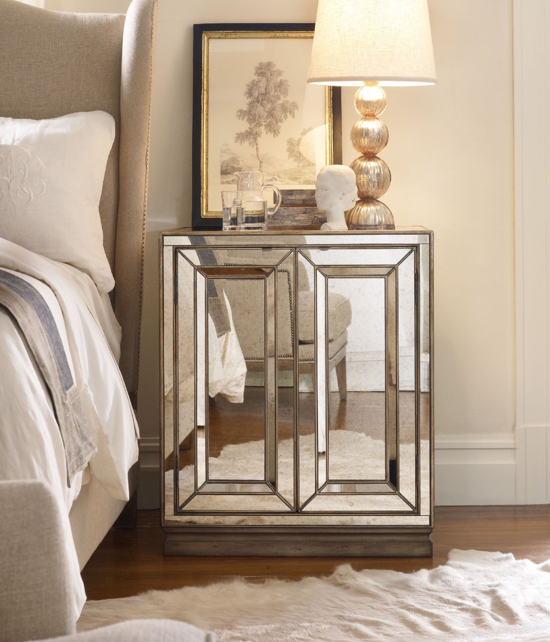 Hooker Furniture Bedroom Sanctuary Two-Door Mirrored Nightstand - Visage