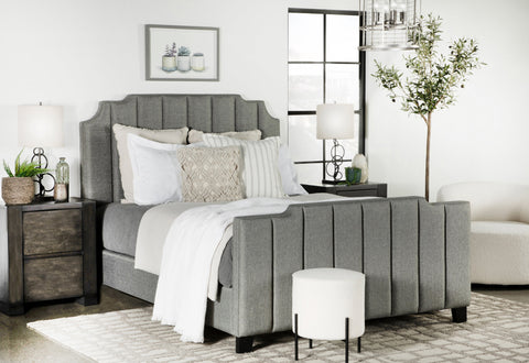 Coaster Fiona Upholstered Panel Bed Light Grey Model 306029Q