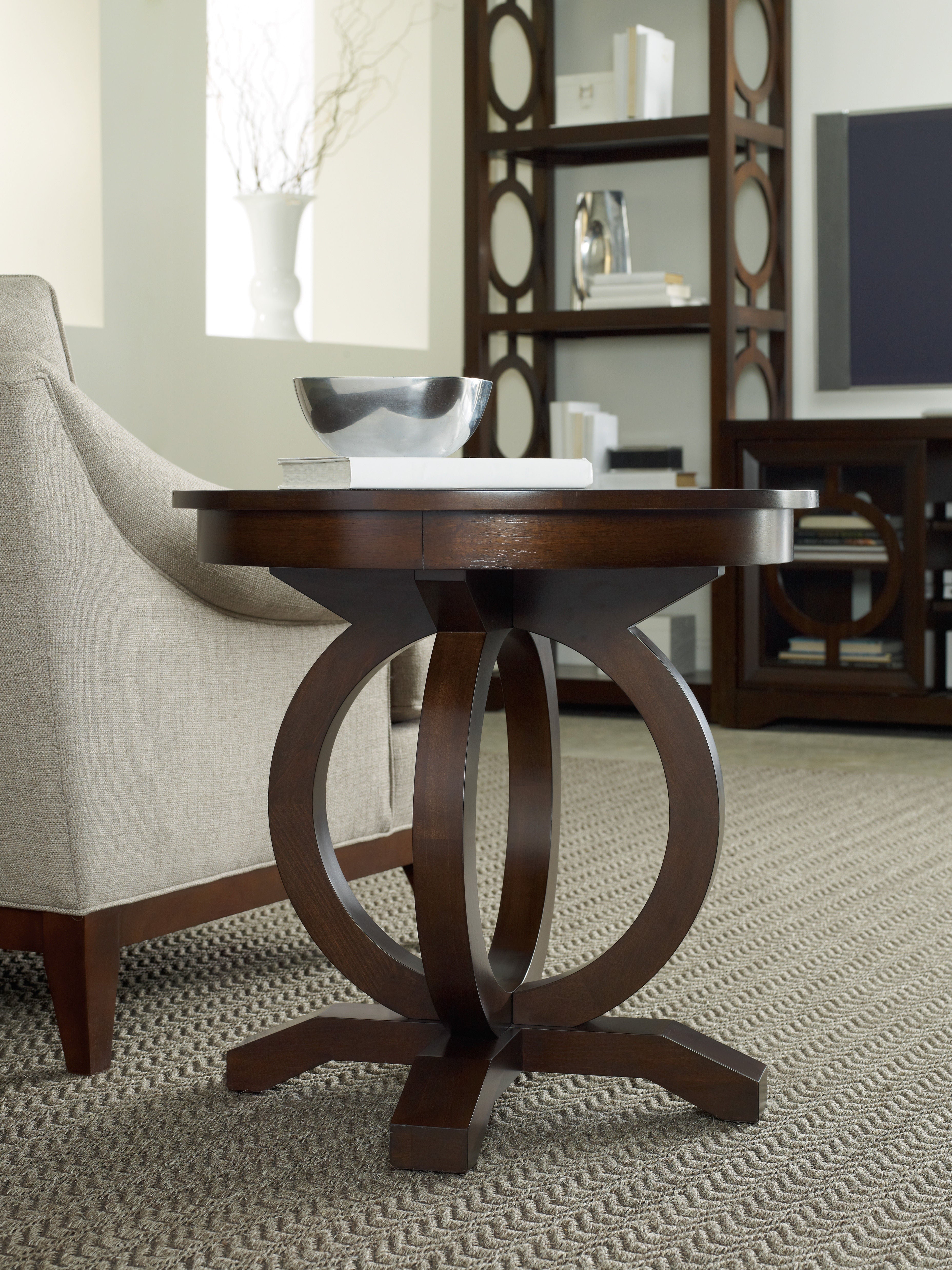Hooker Furniture Living Room Kinsey Round End Table