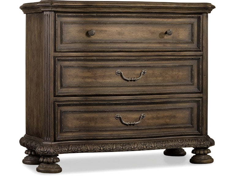 Hooker Furniture Bedroom Rhapsody Bachelors Chest