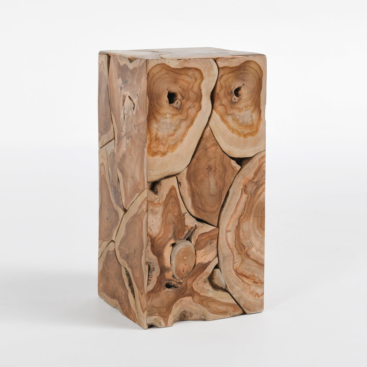 Classic Home Praia Accent Table Model 51005805