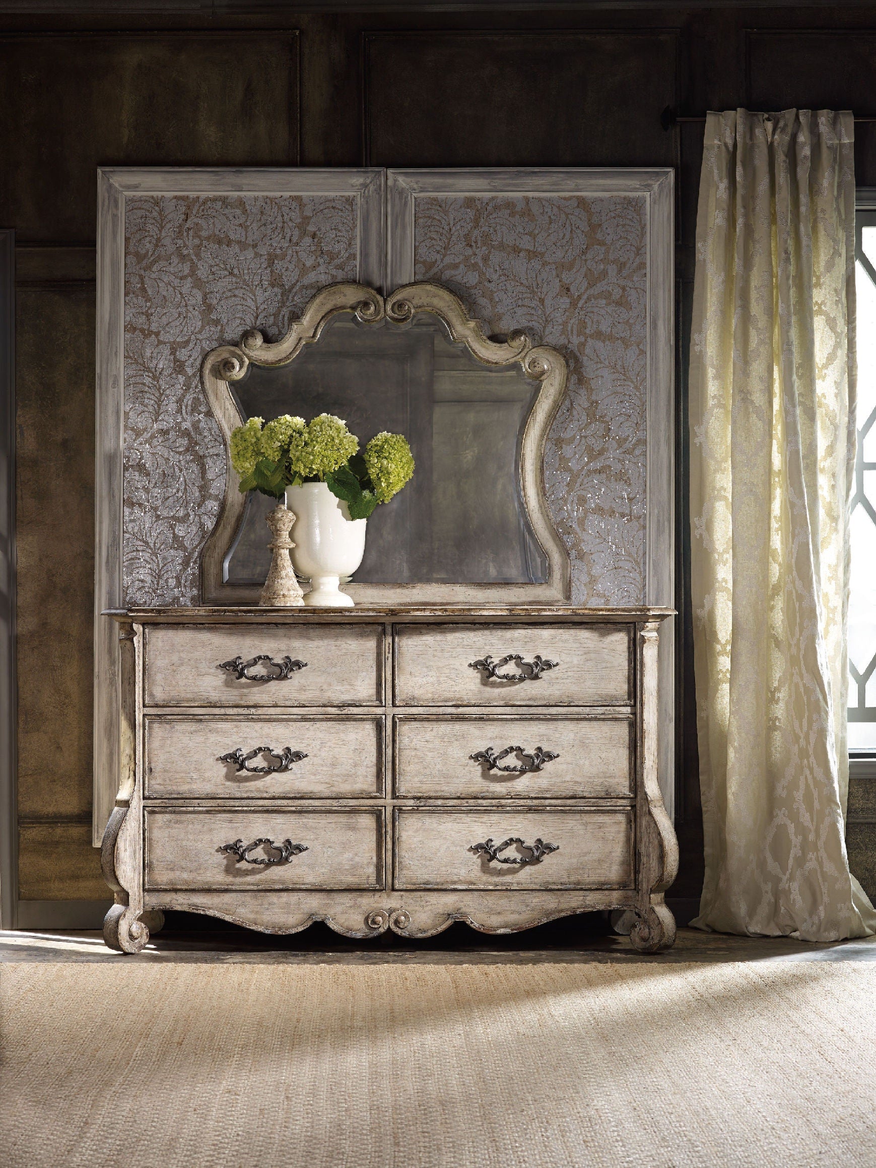 Hooker Furniture Bedroom Chatelet Dresser