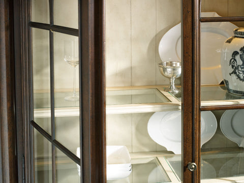 Hooker Furniture Casual Dining Leesburg Display Cabinet