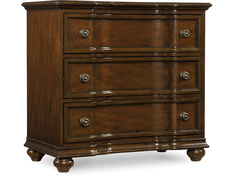Hooker Furniture Bedroom Leesburg Bachelor's Chest