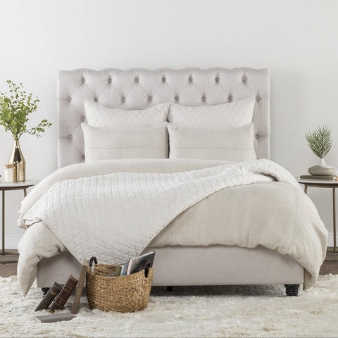 Classic Home Doheney Bed Model 54003064