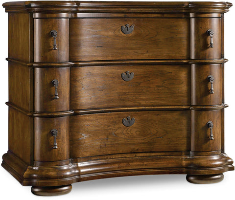 Hooker Furniture Bedroom Archivist Bachelors Chest