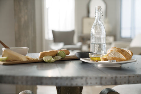 Hooker Furniture Casual Dining Boheme Ascension 60in Zinc Round Dining Table