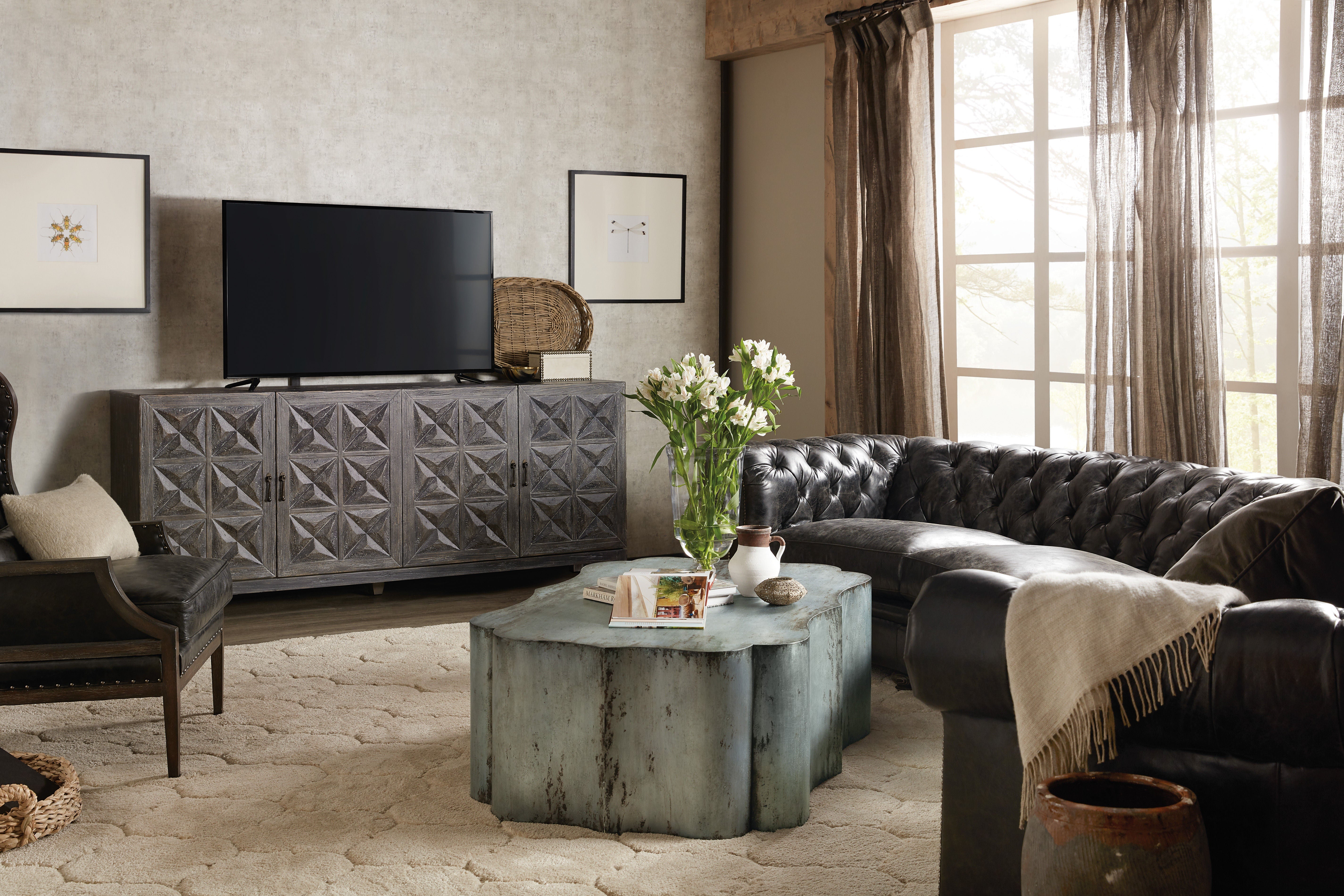 Hooker Furniture Home Entertainment Beaumont Entertainment Console