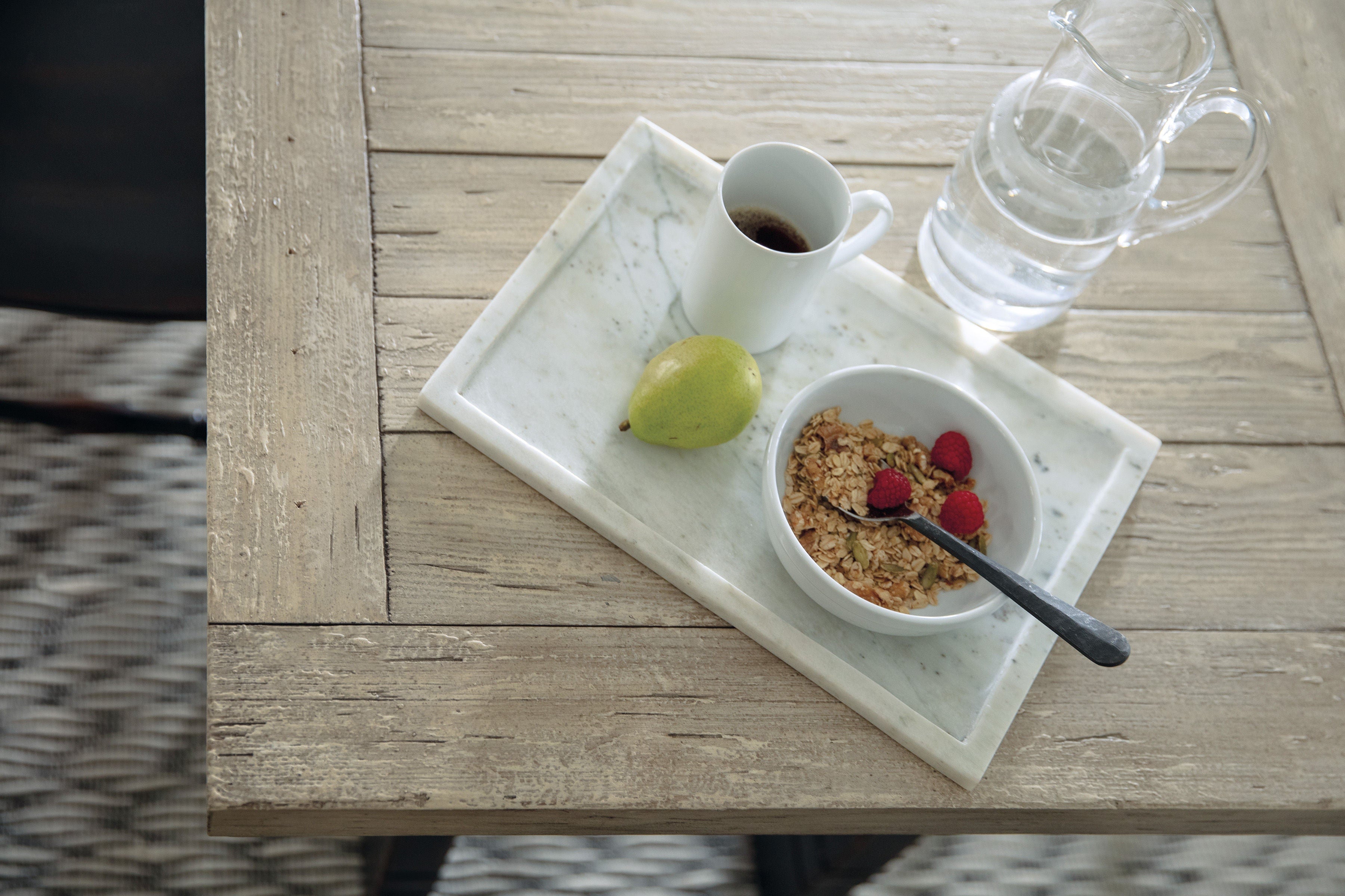 Hooker Furniture Casual Dining Ciao Bella Friendship Table- Flaky White/Black