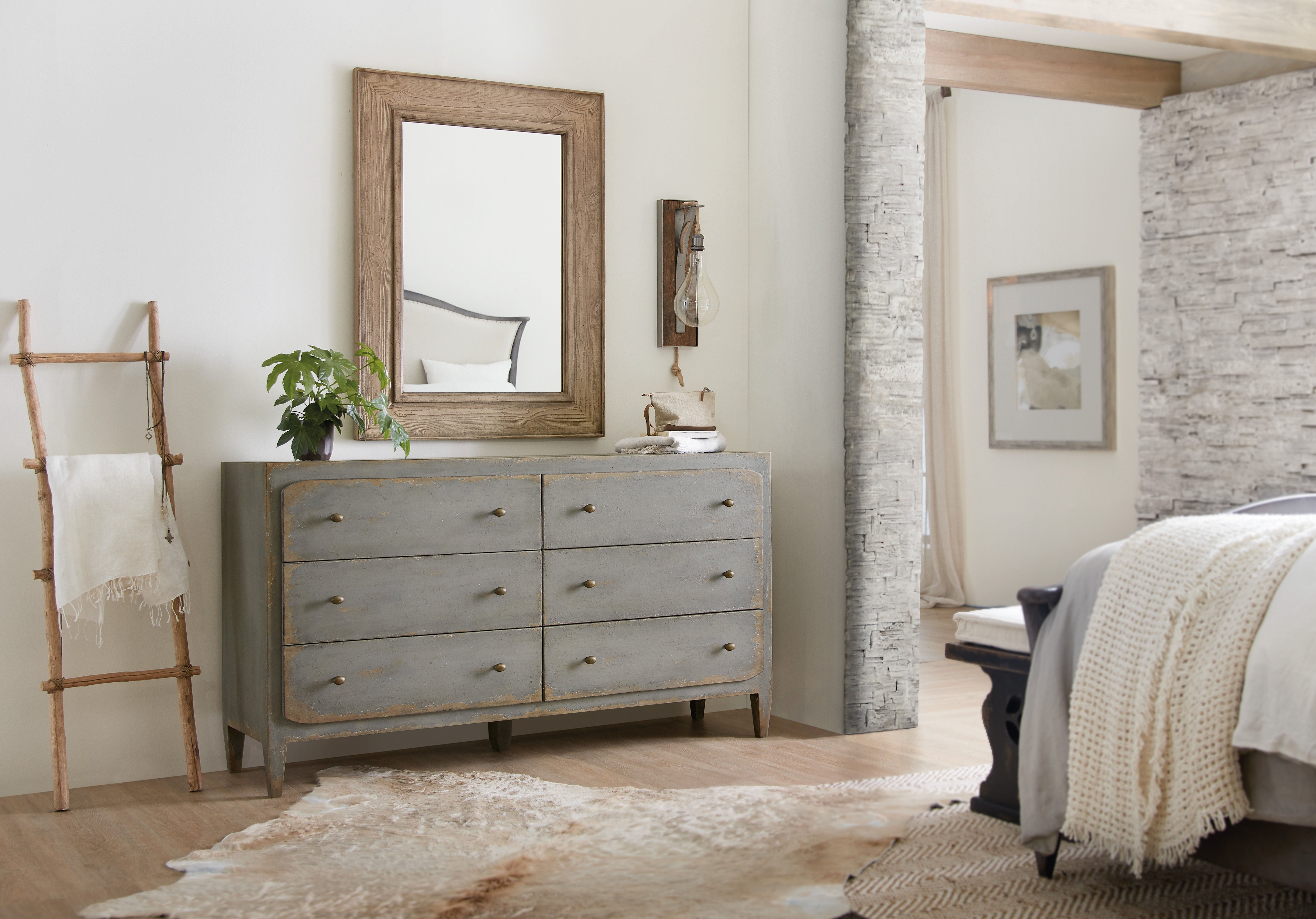 Hooker Furniture Bedroom Ciao Bella Six-Drawer Dresser- Speckled Gray