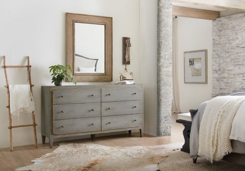 Hooker Furniture Bedroom Ciao Bella Six-Drawer Dresser- Speckled Gray