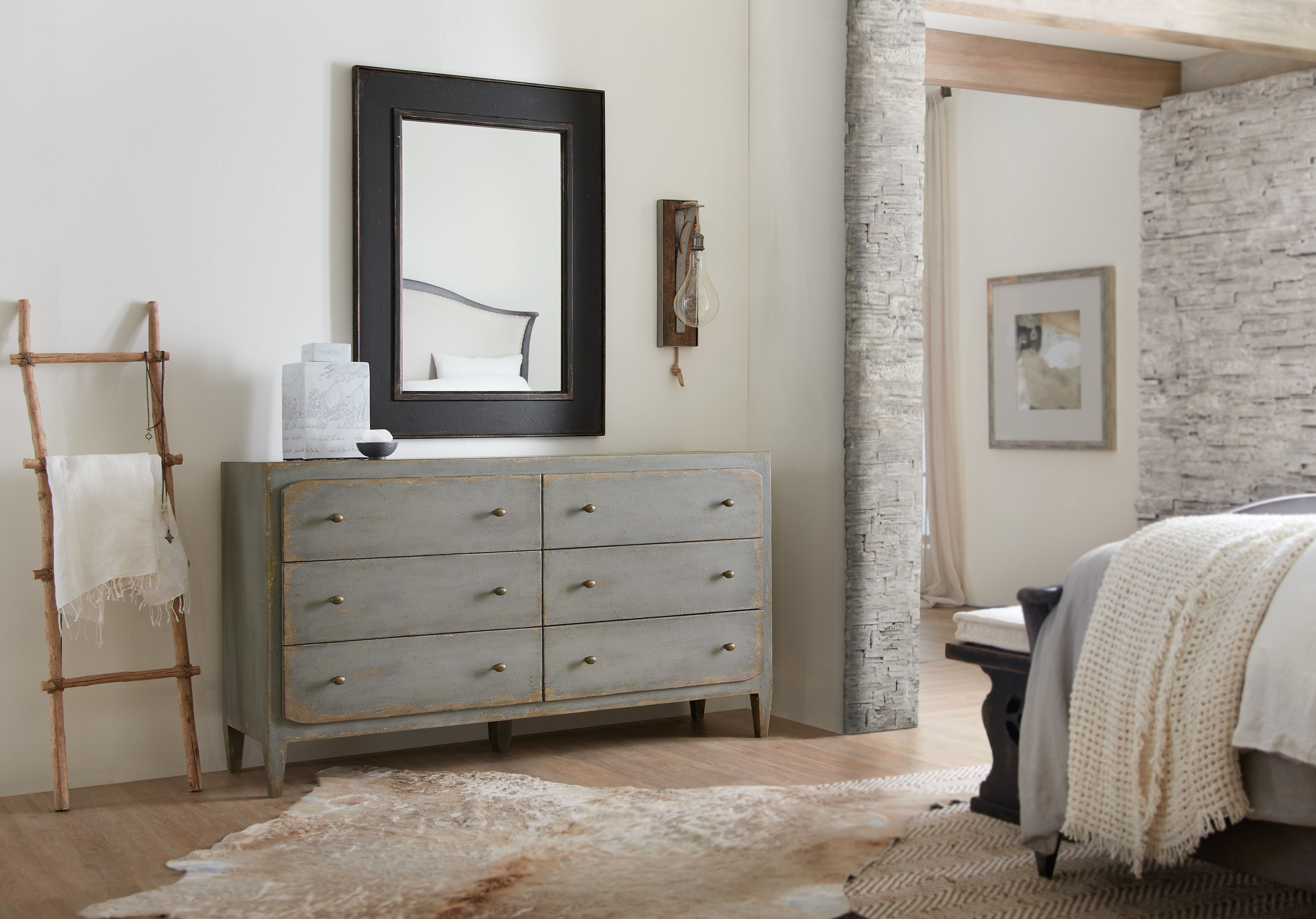 Hooker Furniture Bedroom Ciao Bella Six-Drawer Dresser- Speckled Gray