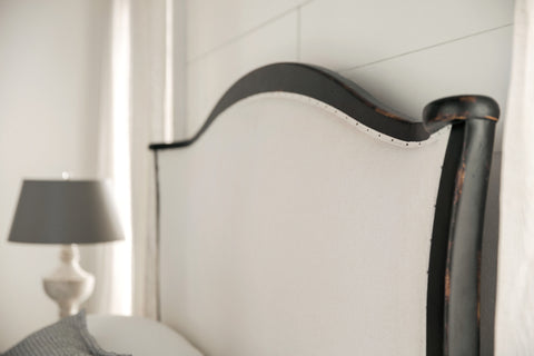 Hooker Furniture Bedroom Ciao Bella King Upholstered Bed- Black