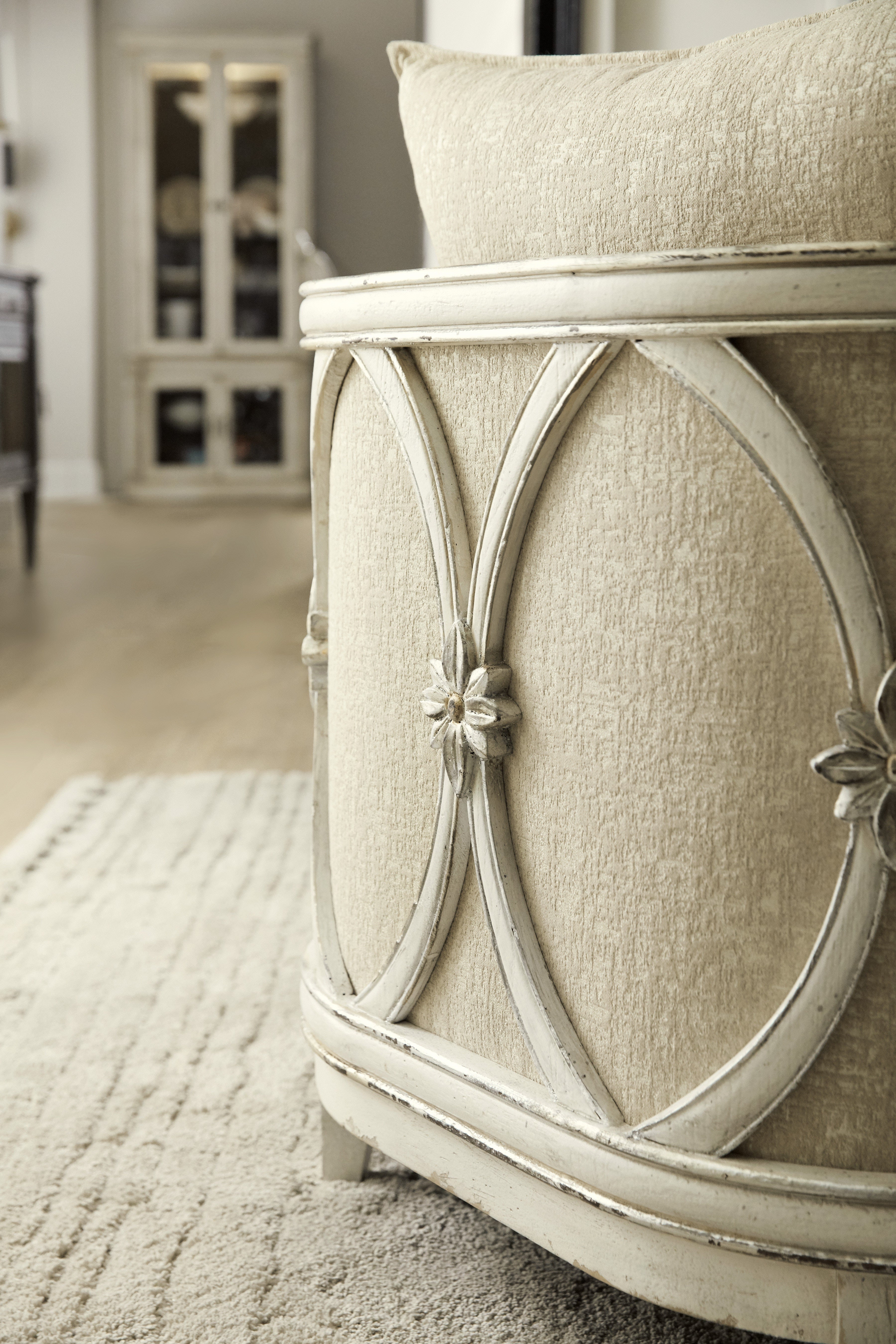 Hooker Furniture Living Room Sanctuary Mariette Lounge Chair