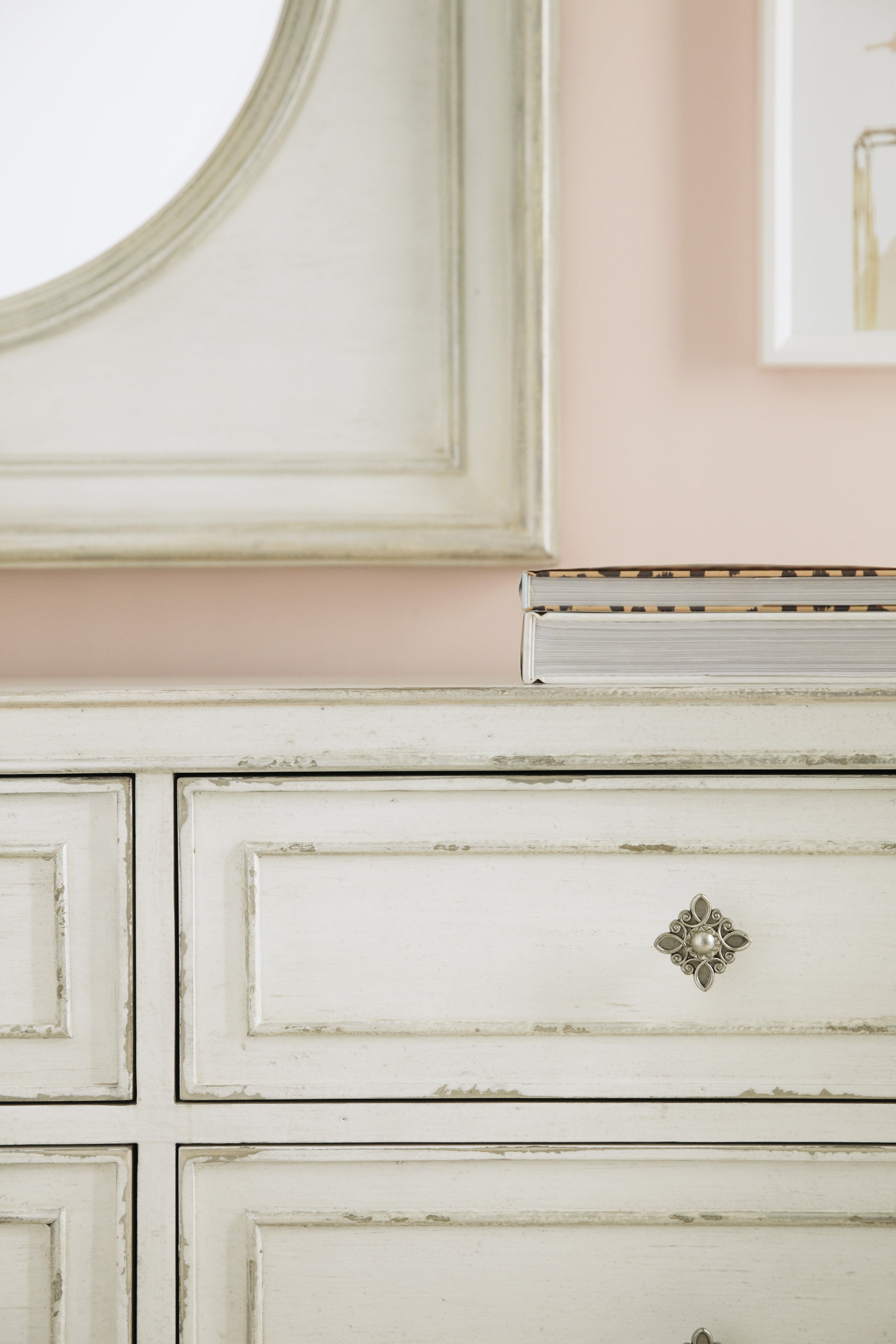 Hooker Furniture Bedroom Sanctuary Anastasie Dresser