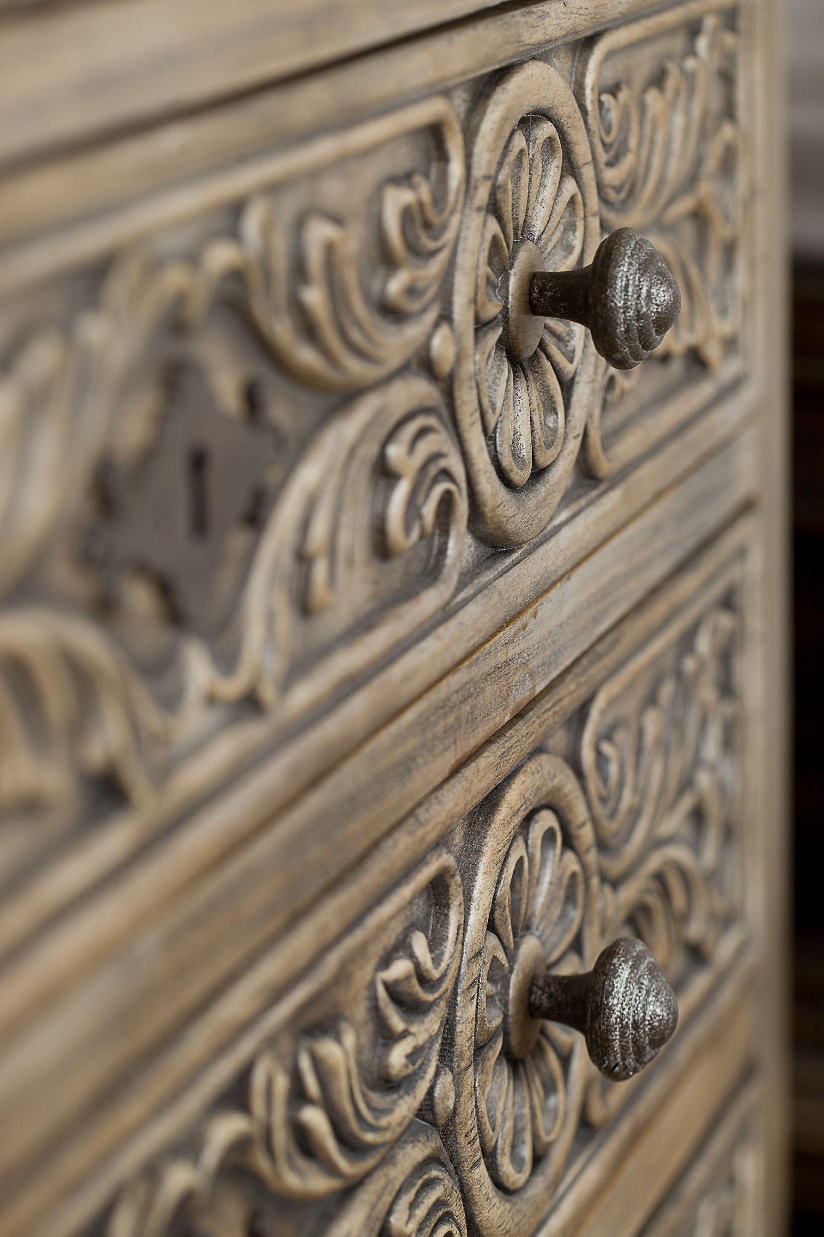 Hooker Furniture Bedroom Floresville Bachelors Chest