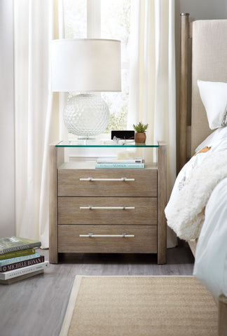 Hooker Furniture Bedroom Affinity Three-Drawer Nightstand
