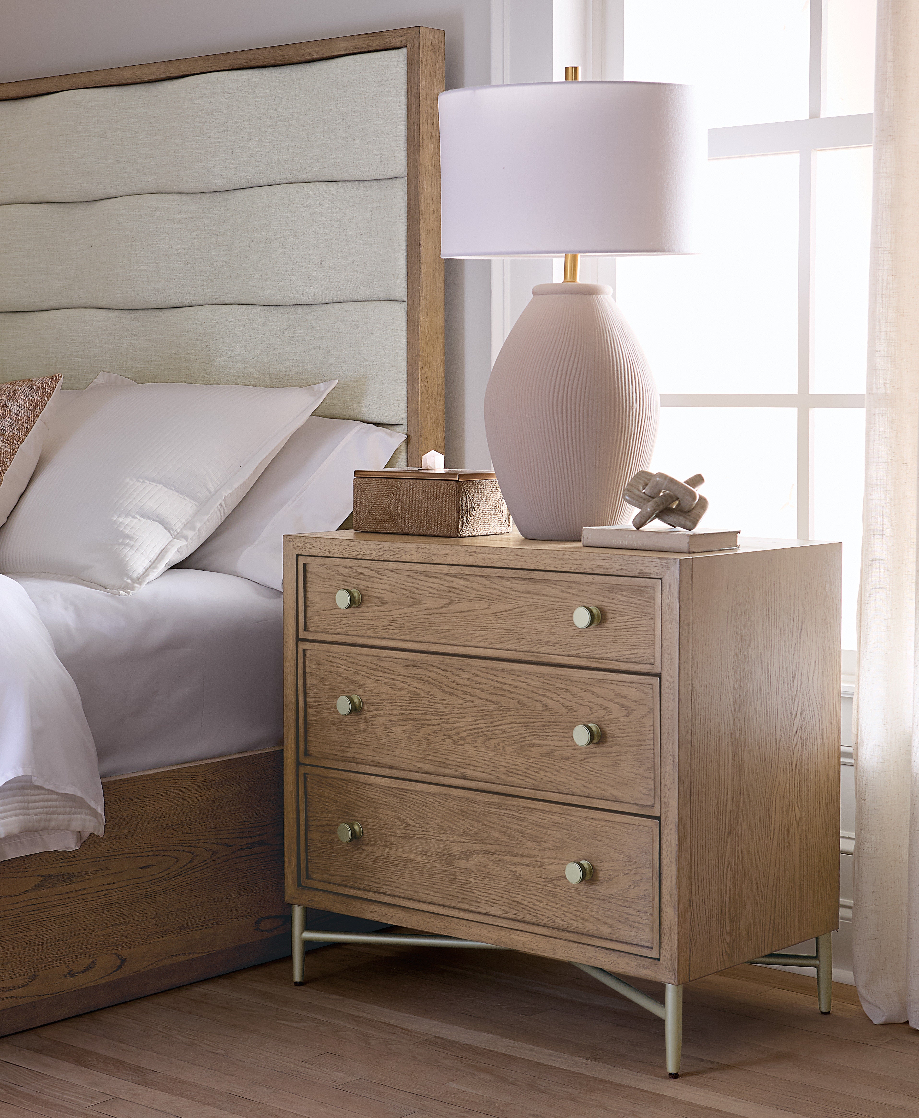 Hooker Furniture Bedroom Sonnet Three-Drawer Nightstand