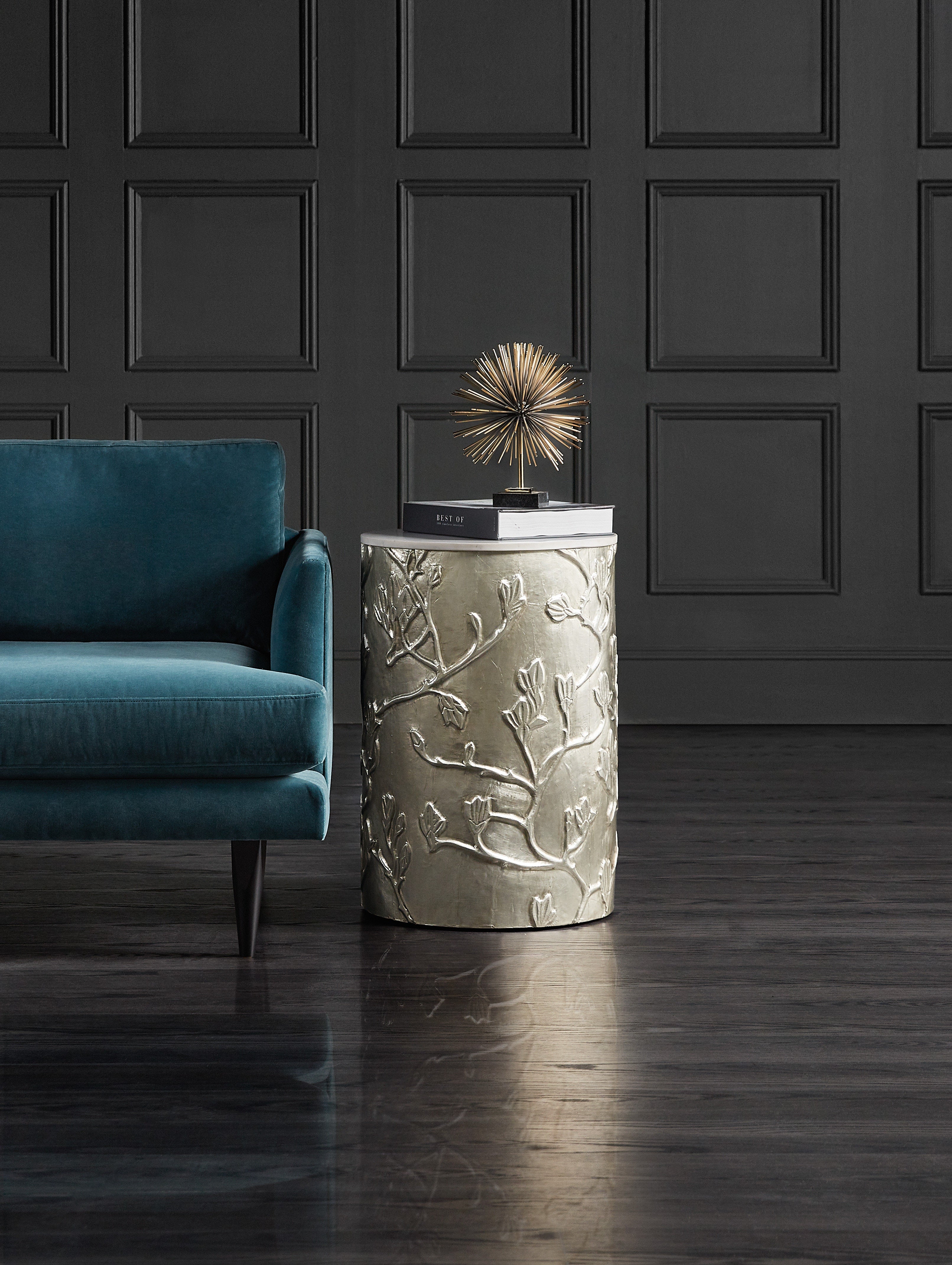 Hooker Furniture Living Room Melange Raisa Round End Table