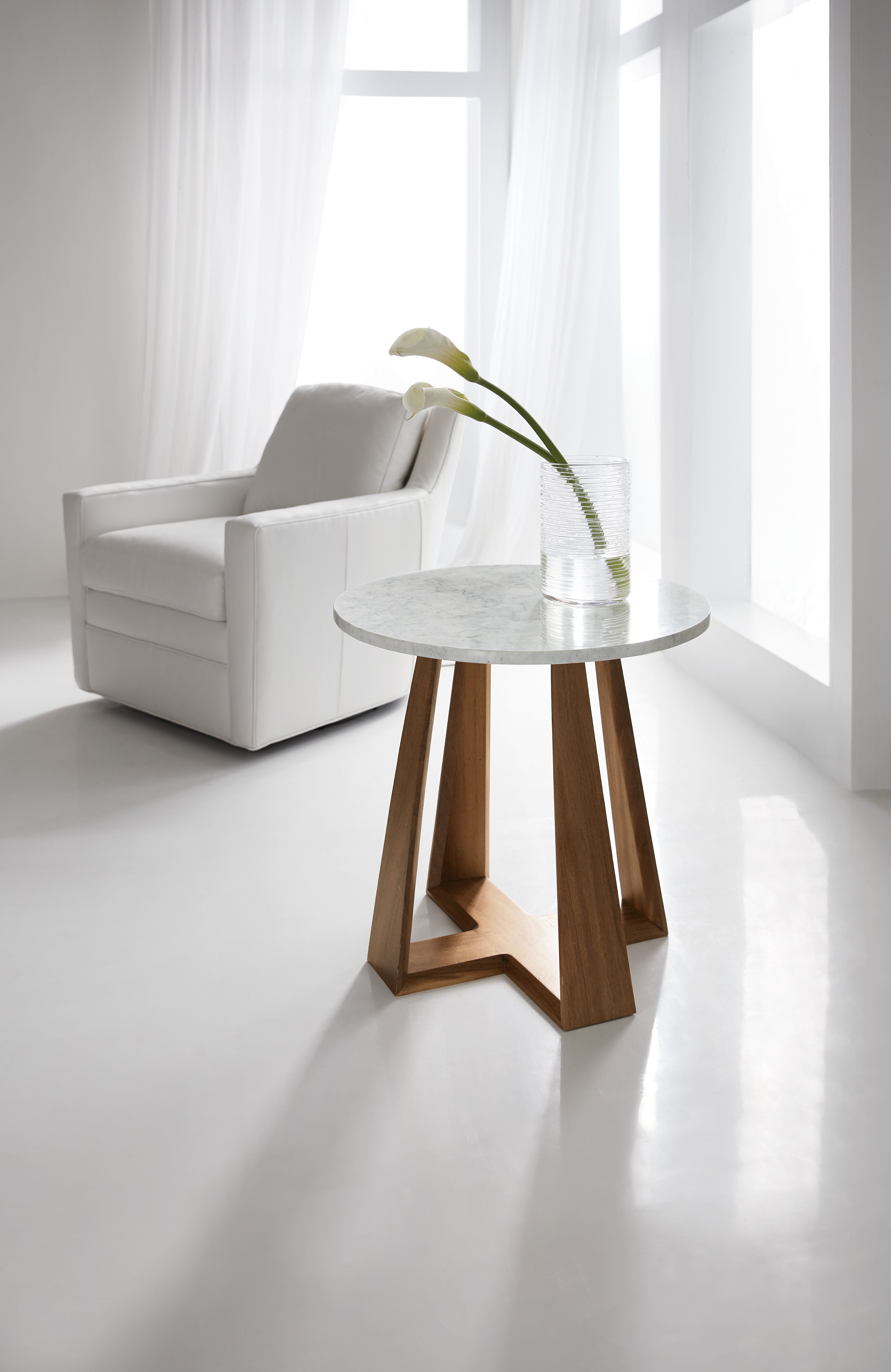 Hooker Furniture Living Room Melange Luca End Table