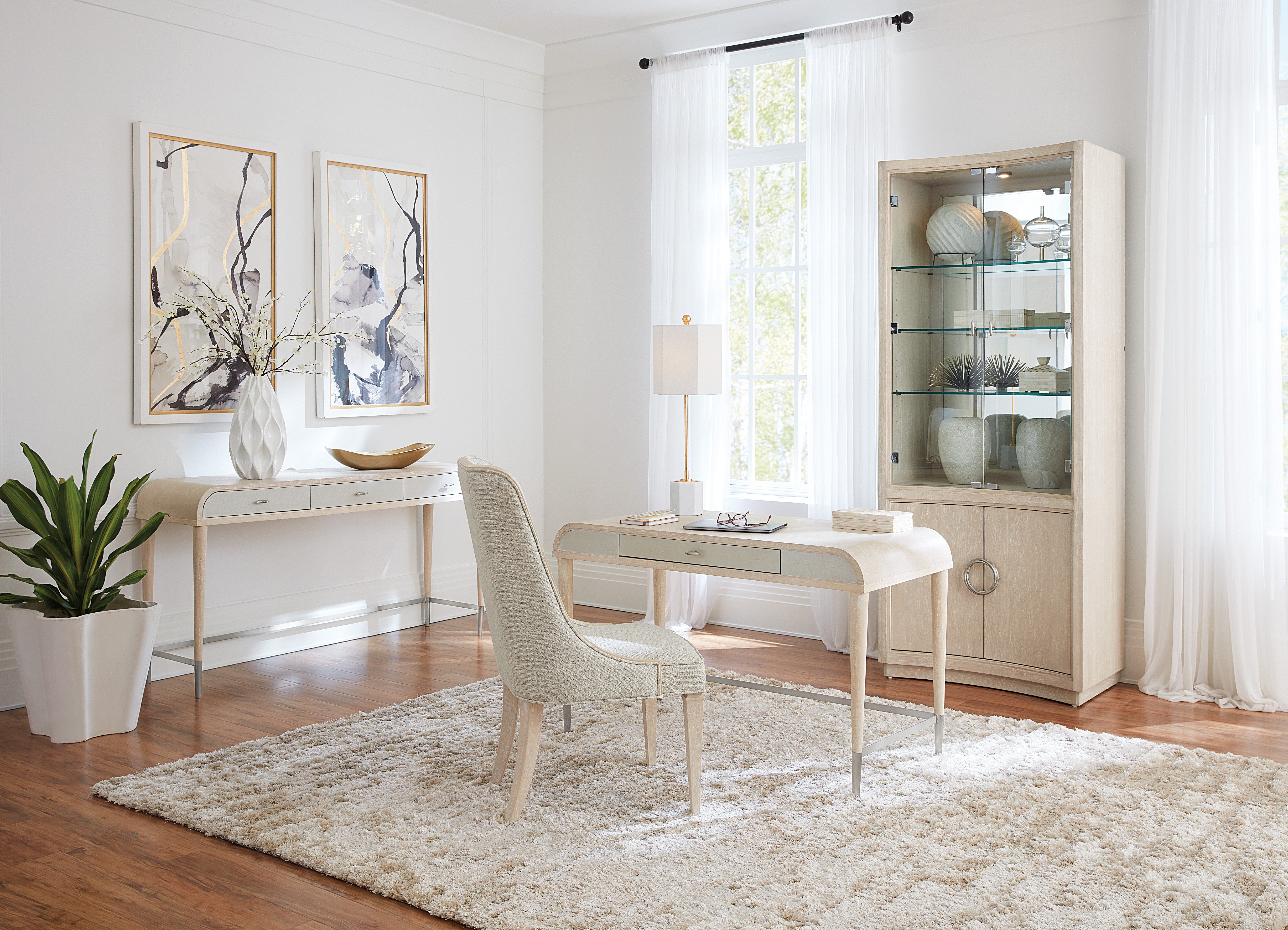 Hooker Furniture Casual Dining Nouveau Chic Display Cabinet