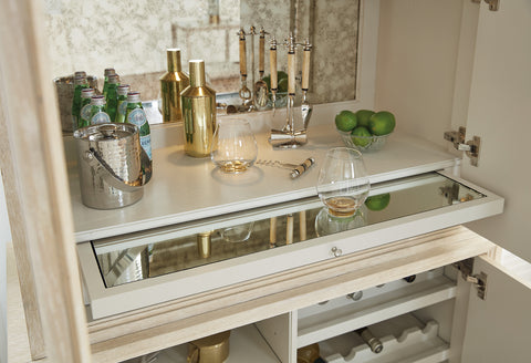 Hooker Furniture Casual Dining Nouveau Chic Bar Cabinet
