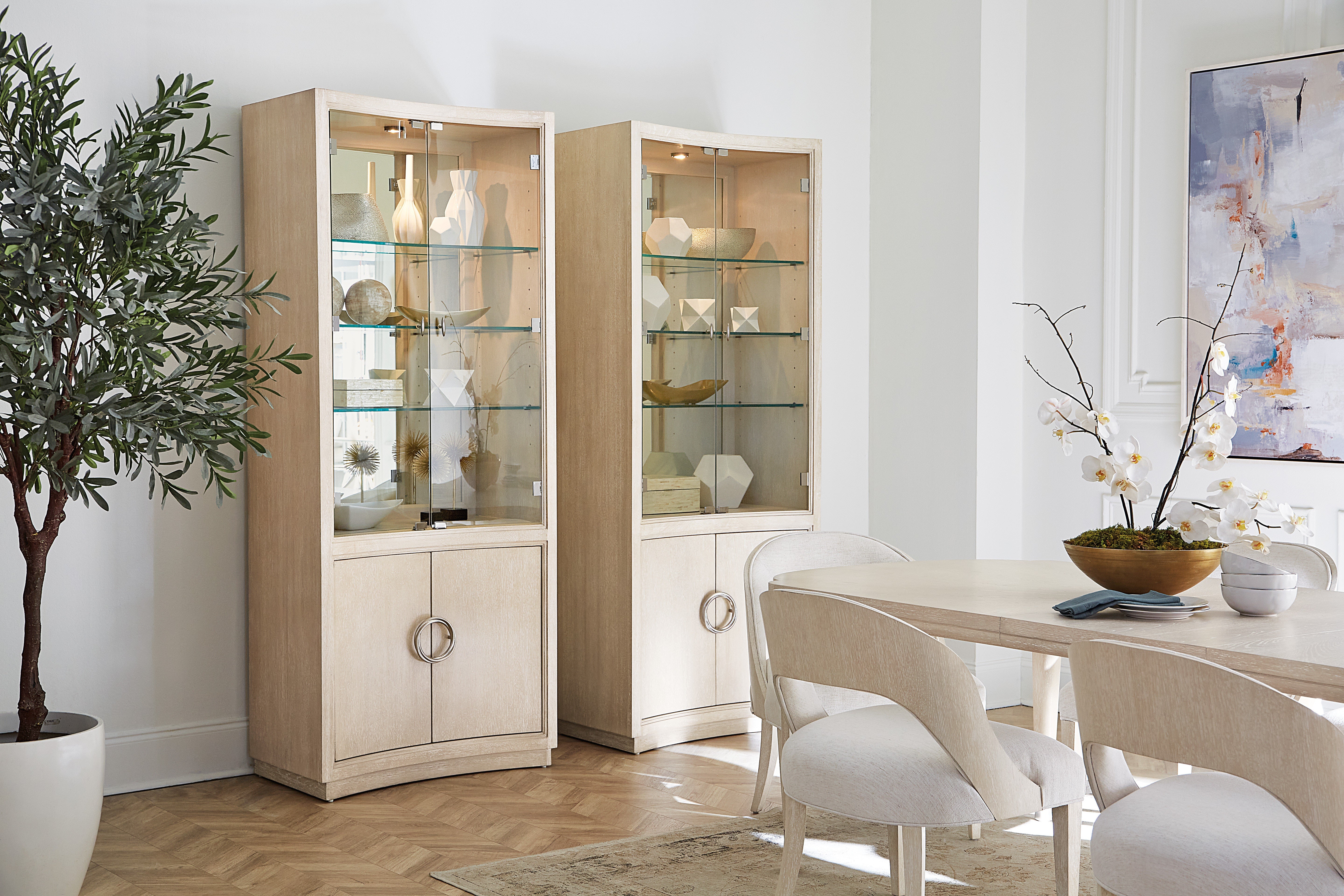 Hooker Furniture Casual Dining Nouveau Chic Display Cabinet