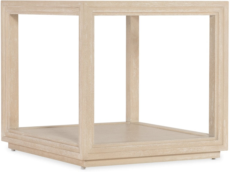 Hooker Furniture Living Room Nouveau Chic End Table