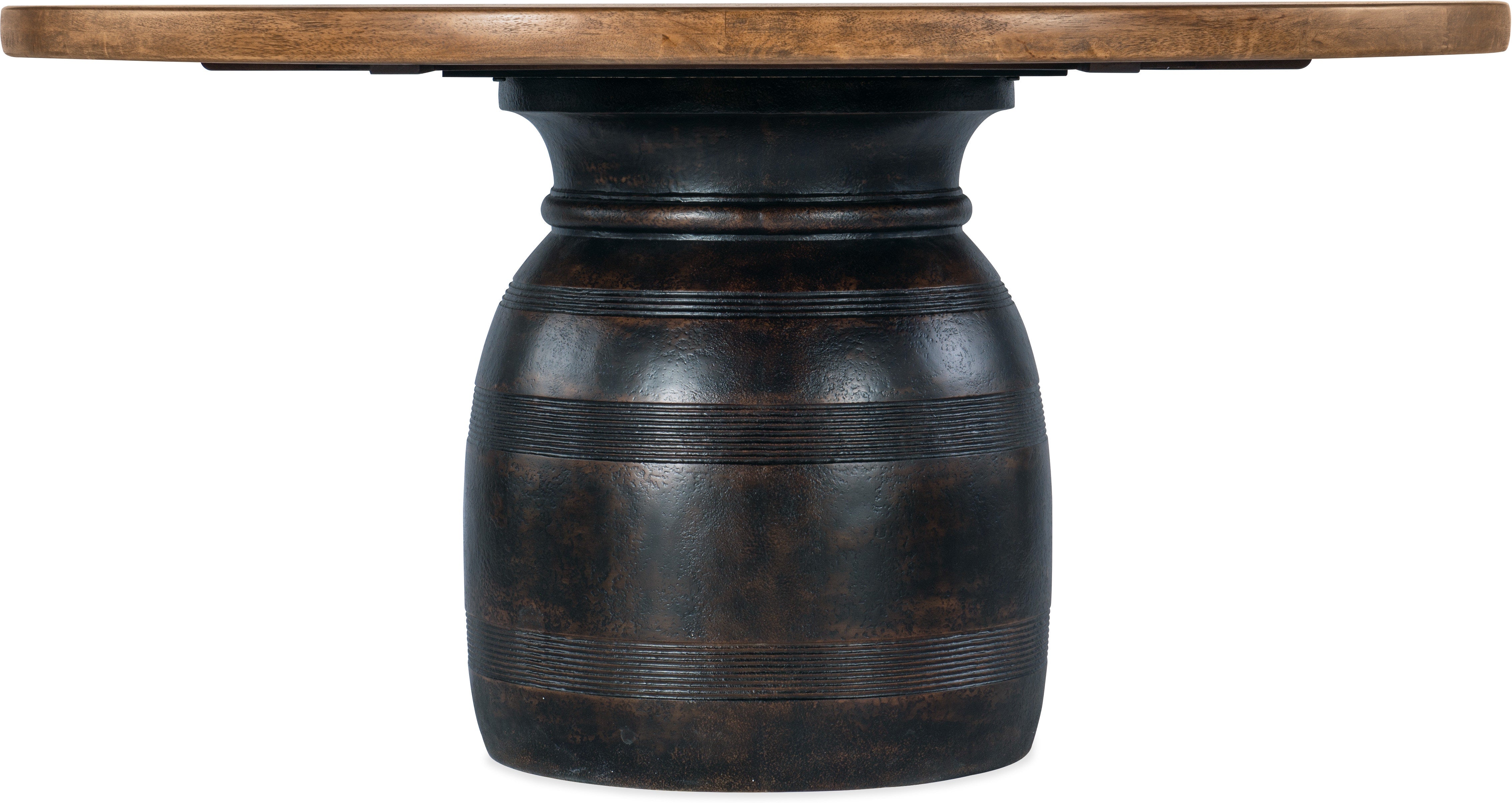 Hooker Furniture Casual Dining Big Sky Round Dining Table