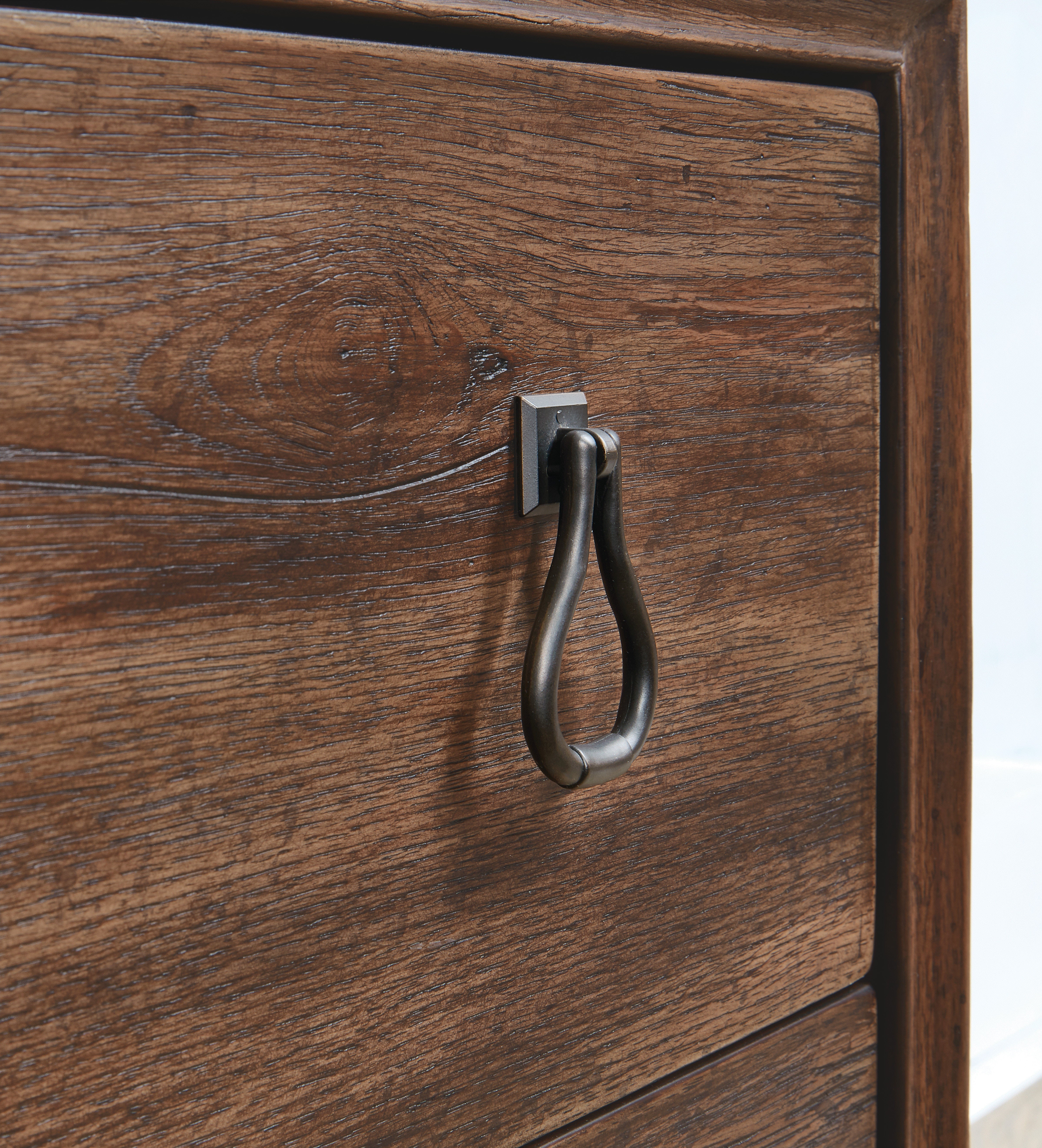 Hooker Furniture Bedroom Big Sky Bachelors Chest