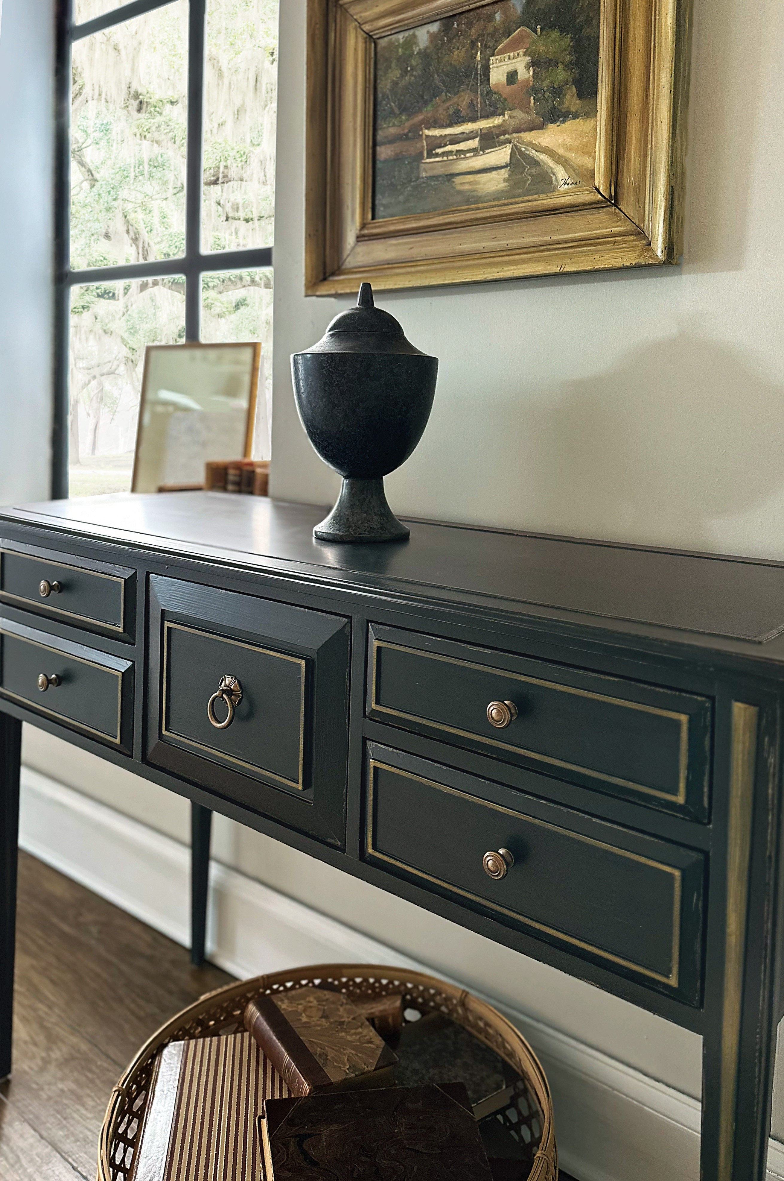 Hooker Furniture Living Room Charleston Five-Drawer Console Table