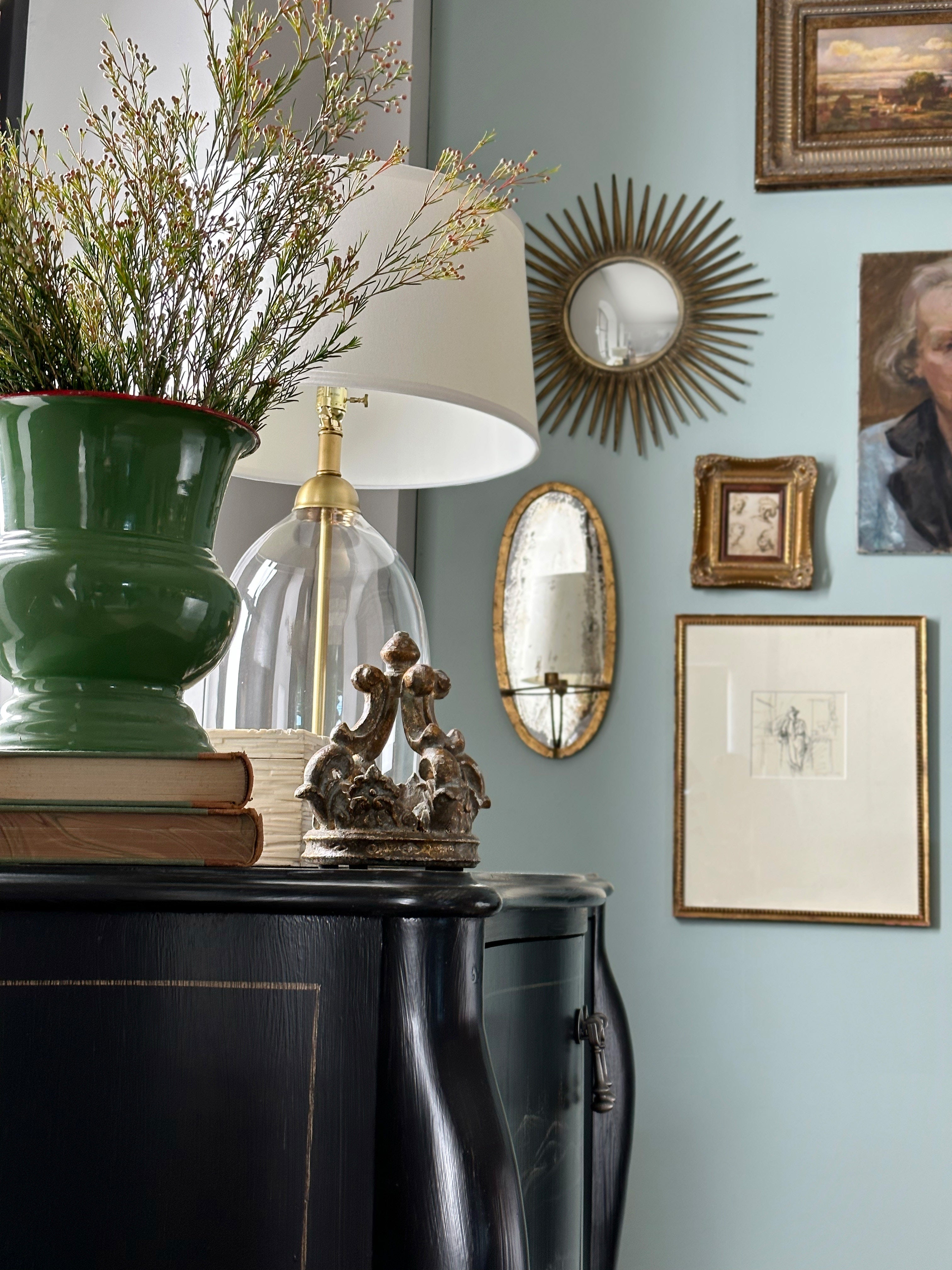 Hooker Furniture Living Room Charleston Two-Door Chest