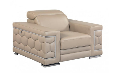 692 DivanItalia Beige Chair – Top Grain Italian LeatherModel:  692-BEIGE-CH