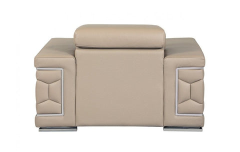 692 DivanItalia Beige Chair – Top Grain Italian LeatherModel:  692-BEIGE-CH