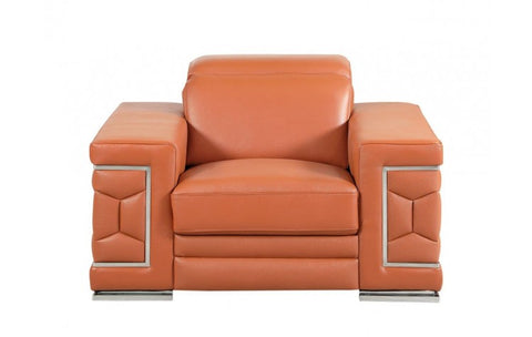 692 DivanItalia Beige Chair – Top Grain Italian LeatherModel:  692-CAMEL-CH