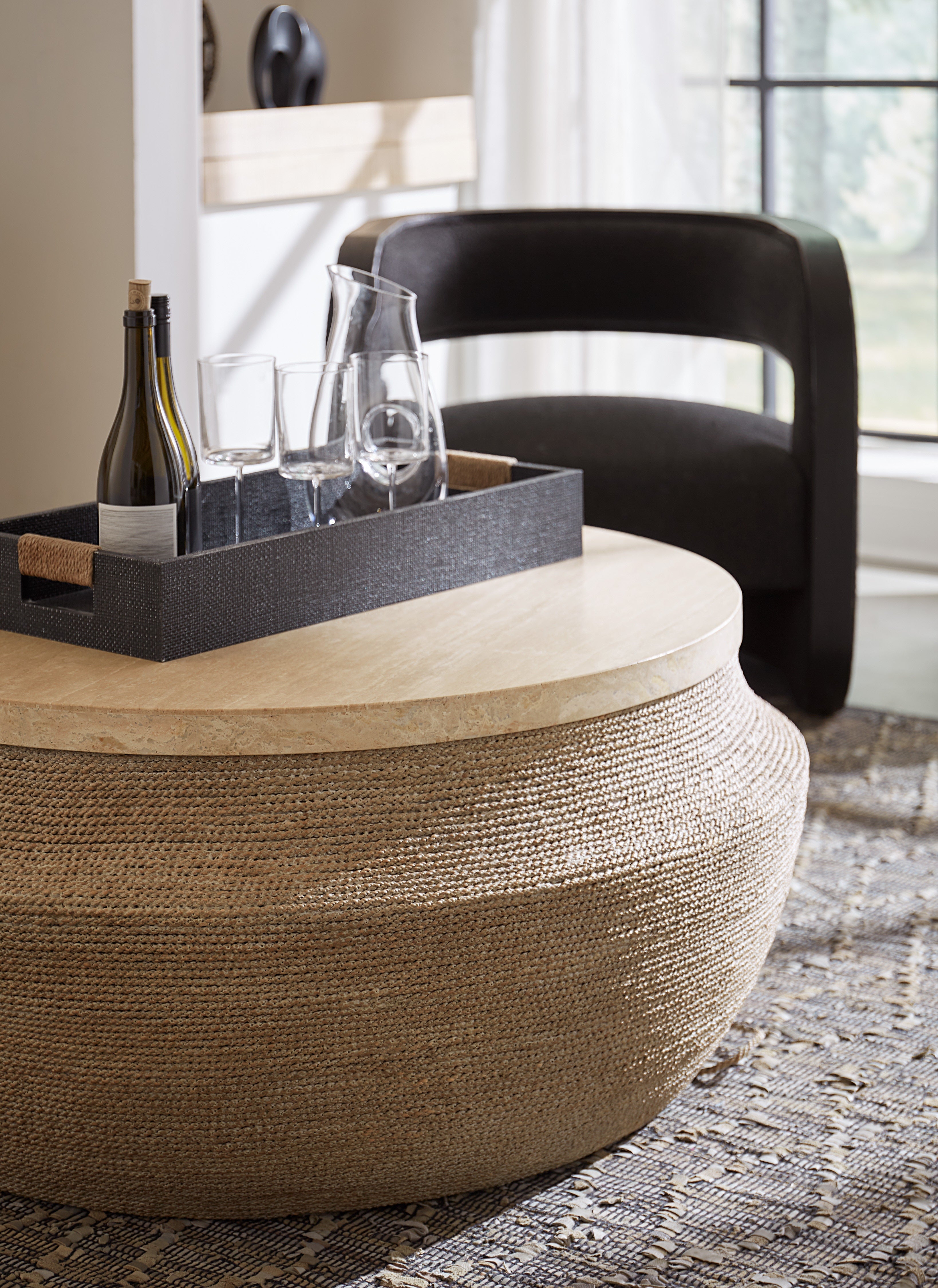 Hooker Furniture Living Room Retreat Round Cocktail Table