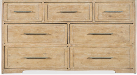 Hooker Furniture Bedroom Retreat Seven-Drawer Dresser