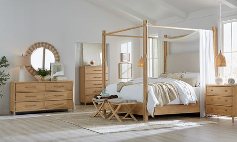 Hooker Furniture Bedroom Retreat Pole Rattan Cal King Upholstered Poster Bed w/Canopy