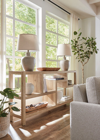 Hooker Furniture Living Room Vineyard Row Small Console
