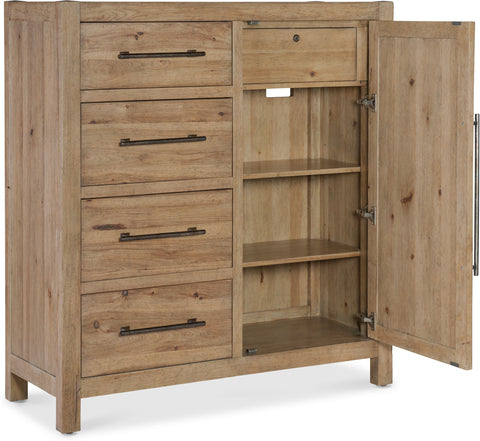 Hooker Furniture Bedroom Vineyard Row Four-Drawer Door Chest