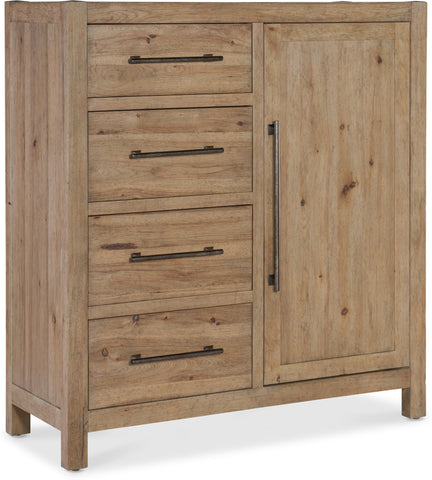 Hooker Furniture Bedroom Vineyard Row Four-Drawer Door Chest