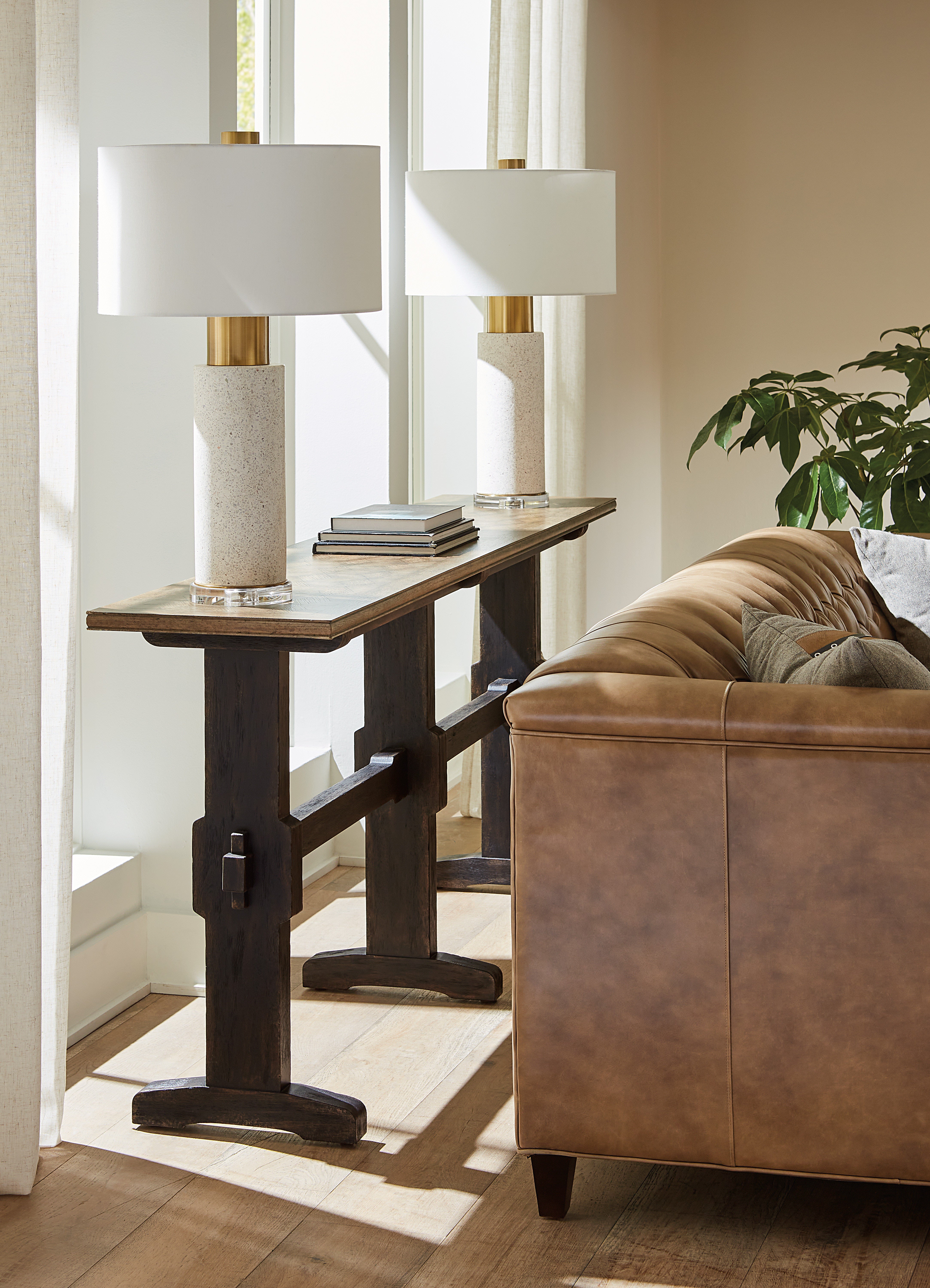 Hooker Furniture Living Room Americana Trestle Console Table