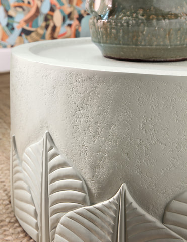 Hooker Furniture Living Room Commerce and Market Amelia Round Cocktail Table